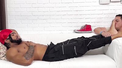 Dan Edwards Sniffs And Licks Diablo Beautiful Bare Feet