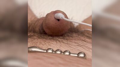 Estimate with double electrode and cockplug inserted in my dick