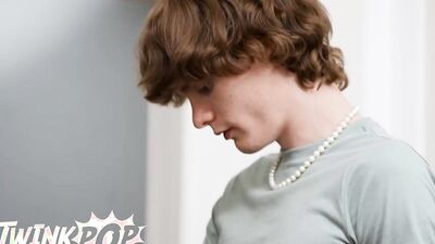 TWINKPOP - Trevor Brooks Assures Spikey Dee He Blows Balloons Like A Pro, Then Blows His Dick