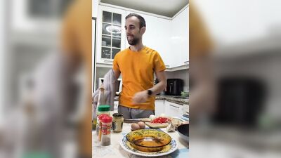 I COOK an Omelette, I get naked, I and I on the food