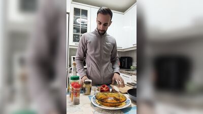 I COOK an Omelette, I get naked, I and I on the food