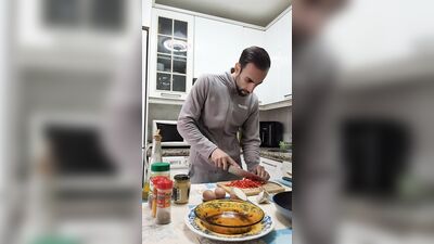 I COOK an Omelette, I get naked, I and I on the food