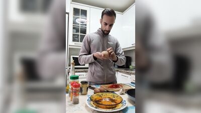 I COOK an Omelette, I get naked, I and I on the food