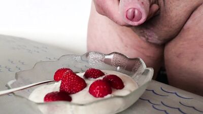 Non-stop sperm and sperm loads eating with Claus Noord