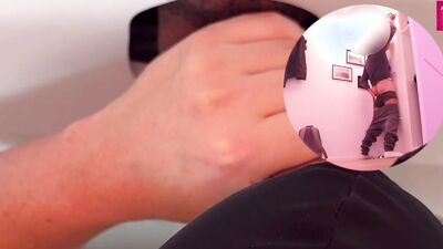 Pussy Toy at the Gloryhole - Hetero Enjoys the Mouth Fuck