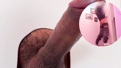 Pussy Toy at the Gloryhole - Hetero Enjoys the Mouth Fuck