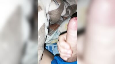 I decided to quickly jerk off but suddenly the battery ran out!