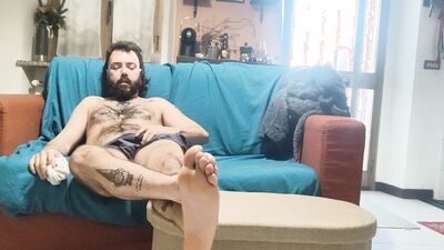 Sweet masturbation with moans as soon as I wake up. Just for you