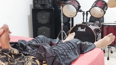 man masturbates his big cock in front of the camera