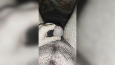 Beautiful masturbation, in bed from a young single guy.