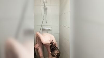 You want to get caught in the shower and receive my seminal juices in your so enjoy yourself ????