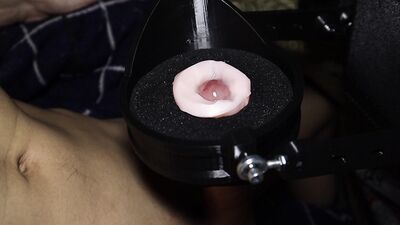 Very hard masturbates big cock car for auto fucking!