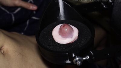Very hard masturbates big cock car for auto fucking!