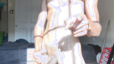 Yummy pale hole bro