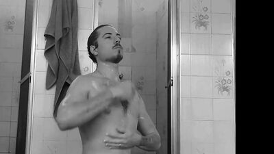 A Hakam Fearless Loose & Stripped Bath