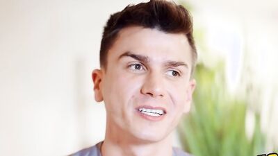 SEAN CODY - MrDeepVoice Shows Off His Toned And Sexy Body As He Plays With His Big Cock