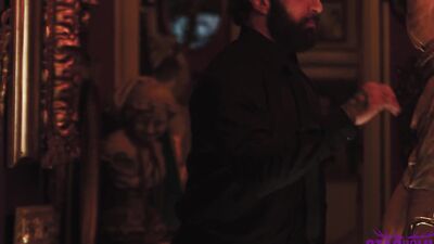 Staghomme Uncut DILF Alexandro Cabrera facefucks sexy twink escort