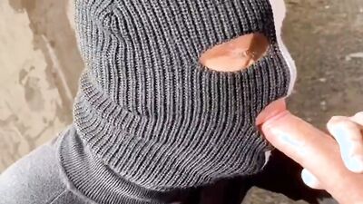 A huge army dick without a condom fucks with the commander in the barracks!
