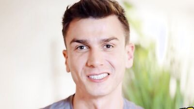 SEAN CODY - MrDeepVoice Looks As Delicious As Ever As He Massages His Muscular Body And Pleasures Himself