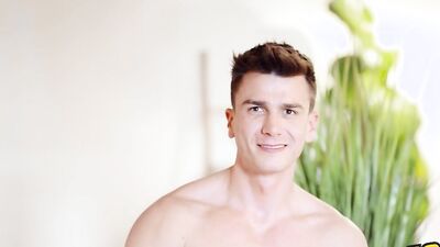 SEAN CODY - MrDeepVoice Looks As Delicious As Ever As He Massages His Muscular Body And Pleasures Himself