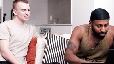 HETEROFLEXIBLE - Hunk Braxton Cruz Offers BBC To Roommate Ryan Jacobs's Hole - SPANISH SUBTITLES