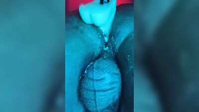 Sub tries toy with machine