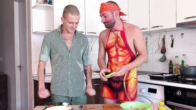 The Chef the Cook Unsuccessful and Fucked on the Air of the Invited Guest Twin in His Juicy Hole