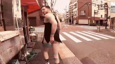 Seductive Axel Abysse Gets Stretched In Intense Fisting