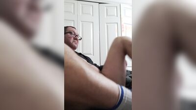 Hand 2 Gland no cum