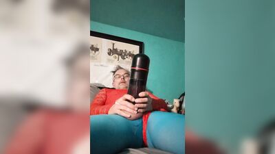 Figure skating Hubby uses his toy