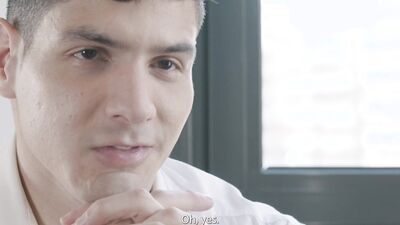Staghomme Uncut DILF Alexandro Cabrera facefucks sexy twink
