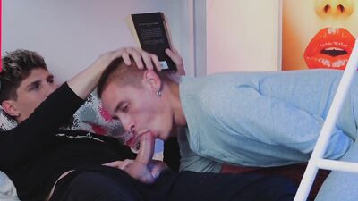 STAXUS :: I discover my friend masturbating and I can't help but help him, it makes me horny as hell