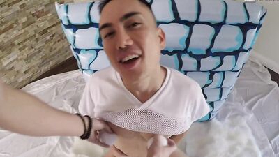 MENPOV Two Twinks Empty Their Balls After A Snowball Fight - Marcus Tresor, Tristan Hunter