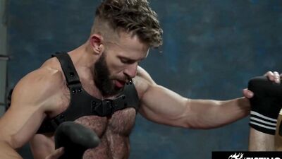 Bearded Fucker Ass Pounded by Morgxn Thicke’s Bushy Dick Raw - FistingInferno