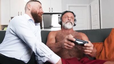 MEN - Daddy Cakes Sucks His Boyfriend Daddy John's Dick While He Is Gaming, Then Takes A Ride
