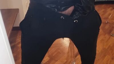 CUMSHOT AND MOANS | SEXY AND PERVERTED WITH PISS AND LEATHER JACKET - CUMSHOT HANDJOB AND INTENSE MOANING WITH DIRTY DIALOGUE