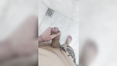 ME HAPPY IN THE SHOWER