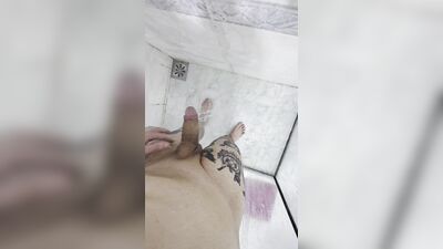 ME HAPPY IN THE SHOWER