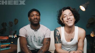Bishop Black And Noir SO Shows How To Rub Cock On Cam