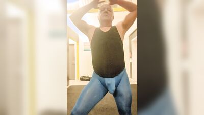 Another gym session in thin blue tights