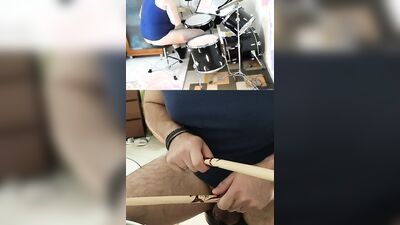 Drummer aprendice gets a new seat