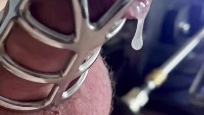 Fucked in mouth and ass in chastity by the machine - gas mask