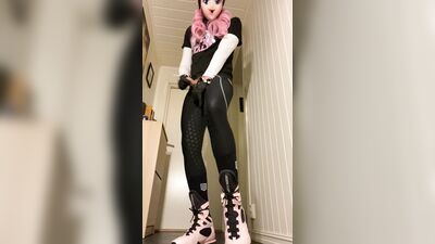 Equestrian kigurumi in pink and black