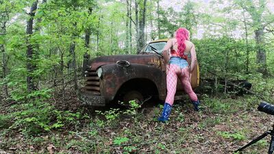 Jon Scarecrow giant fake tits crossdresser BTS photoshoot