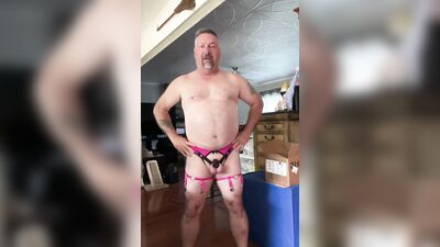 Luvbennude shares a few new things