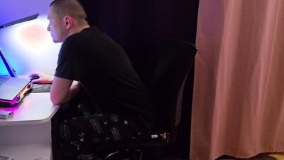 Morning Pleasure - Intense Orgasm and Big Dick Cumshot