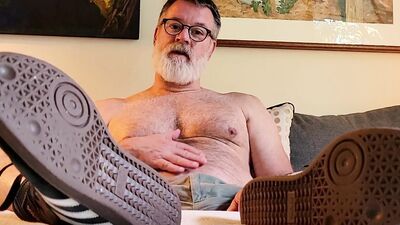 Sir stripping off his Sambas and teasing you w his stinky socked feet