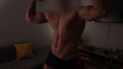 Strong guy posing while wanking at the evening and cums a lot