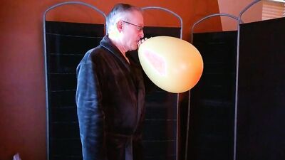 139) Two Balloon Quickie Jerk and Cum