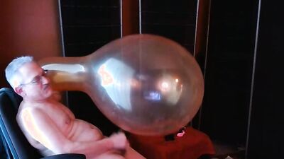 139) Two Balloon Quickie Jerk and Cum